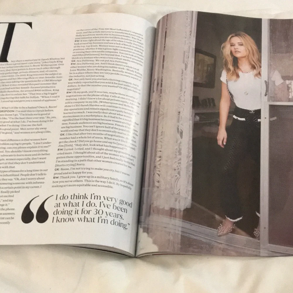 ⚡️FINAL PRICE⚡️ InStyle Reese Witherspoon Double Fashion Issue Magazine - Picture 8 of 15